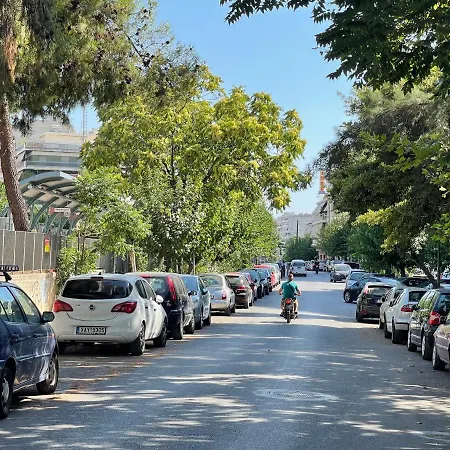 Smart Near The Metro Apartment