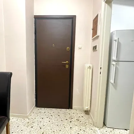 Smart Near The Metro *